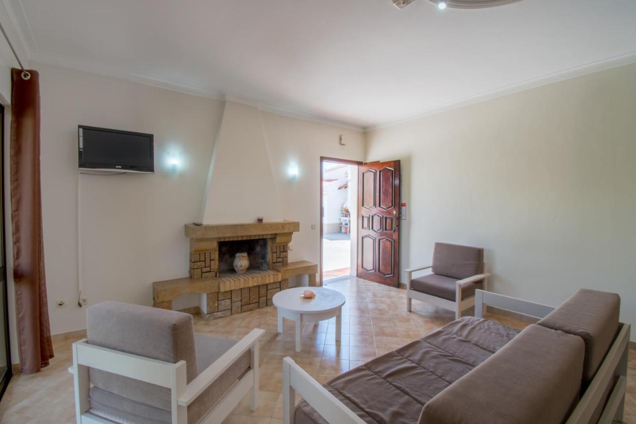 Apartamentos Pinto Quarteira Kültér fotó
