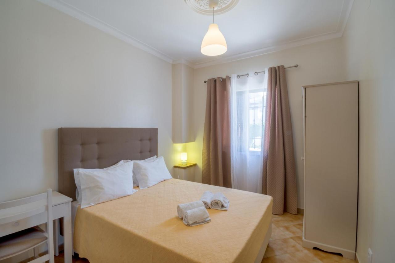 Apartamentos Pinto Quarteira Kültér fotó