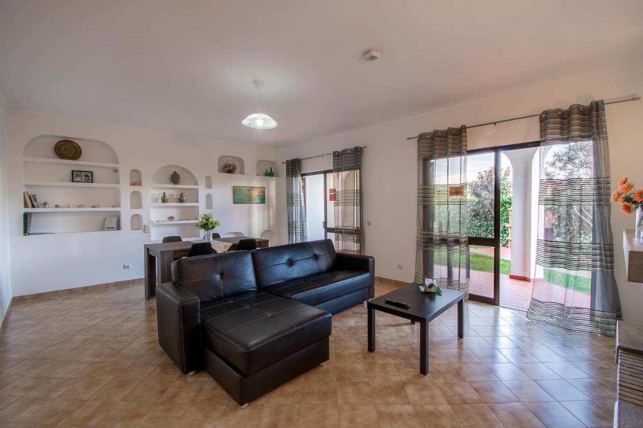 Apartamentos Pinto Quarteira Kültér fotó